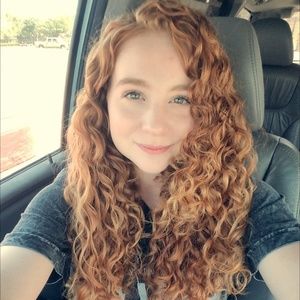 Meet your Posher, Abigail